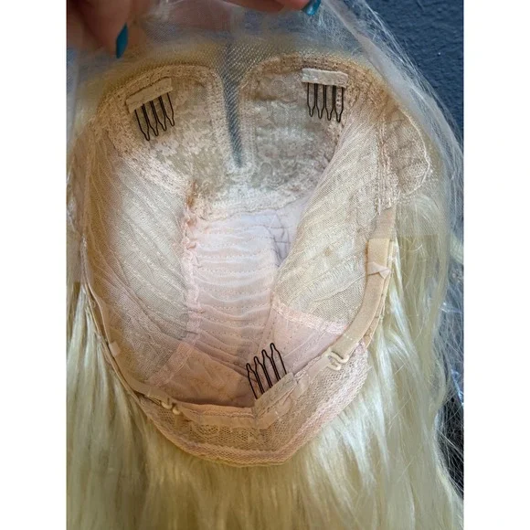 613 wavy 32 inch synthetic wig - Picture 4 of 5